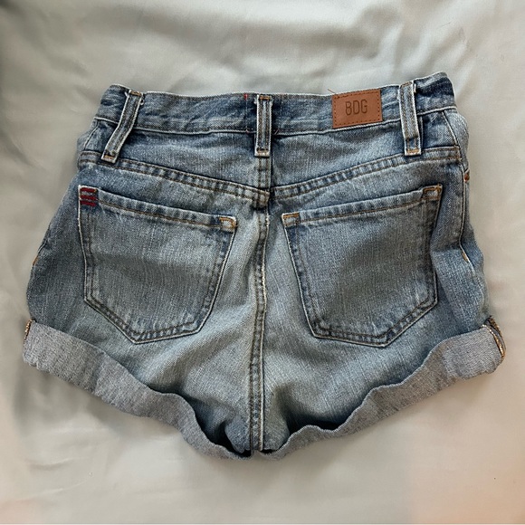 Urban outfitters BDG high rise mom shorts - Picture 2 of 3